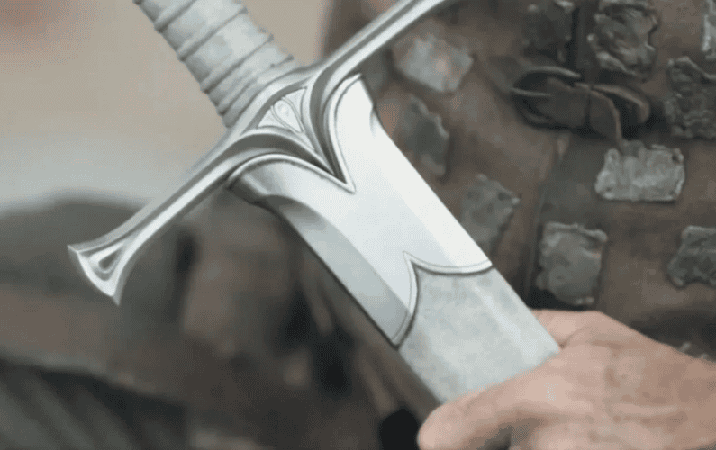 O Senhor dos Anéis Destaca a Espada de Aragorn 3ª Temporada